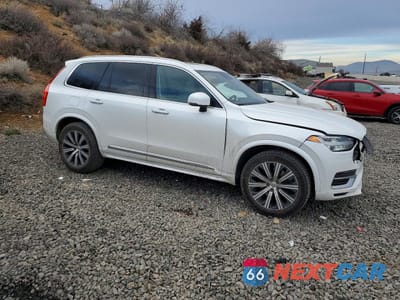 Czwarte zdjęcie samochodu z boku: 2022 VOLVO XC90 T8 RECHARGE INSCRIPTION VIN:YV4BR00L6N1784269 - miniatura