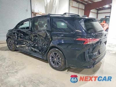 Drugie zdjęcie samochodu z przodu: 2025 TOYOTA SIENNA XSE VIN:5TDCSKFC1SS200499 - miniatura