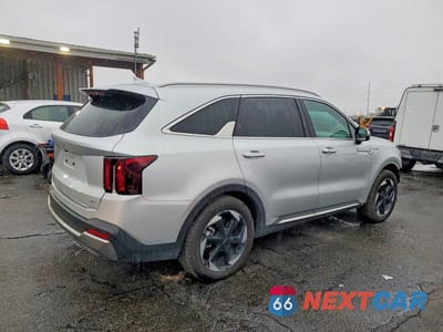 Trzecie zdjęcie samochodu z tyłu: 2025 KIA SORENTO HYBRID EX VIN:KNDRHDJG7S5288740 - miniatura