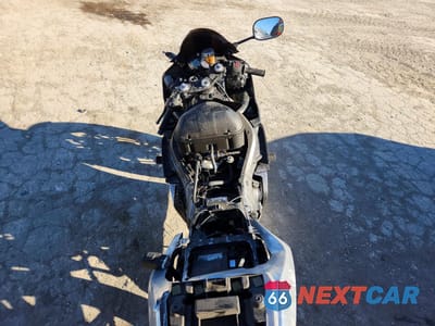 Zdjęcie 6 z 10 samochodu: 2003 YAMAHA YZFR6 L VIN:JYARJ06E03A006219 - miniatura