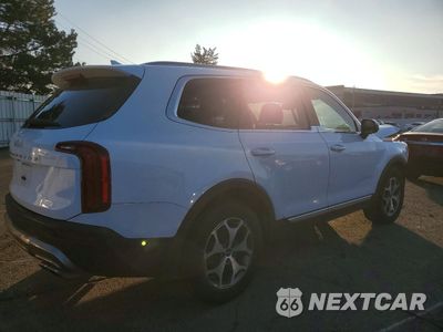 Trzecie zdjęcie samochodu z tyłu: 2022 KIA TELLURIDE EX VIN:5XYP3DHC3NG299061 - miniatura