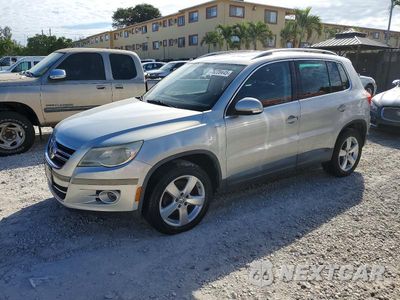 2010 VOLKSWAGEN TIGUAN SE WVGBV7AX9AW521775 - główne zdjęcie licytacji z USA - miniatura
