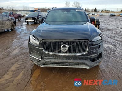 Piąte zdjęcie samochodu w środku: 2018 VOLVO XC90 T6 VIN:YV4A22PK2J1358033 - miniatura