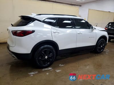 Trzecie zdjęcie samochodu z tyłu: 2020 CHEVROLET BLAZER 2LT VIN:3GNKBCRS4LS699355 - miniatura
