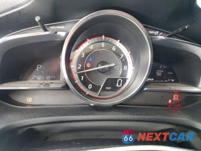 Zdjęcie 9 z 13 samochodu: 2015 MAZDA 3 TOURING VIN:JM1BM1V31F1227948 - miniatura