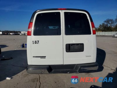 Zdjęcie 6 z 12 samochodu: 2015 CHEVROLET EXPRESS G3500 LT VIN:1GAZG1FG3F1181457 - miniatura