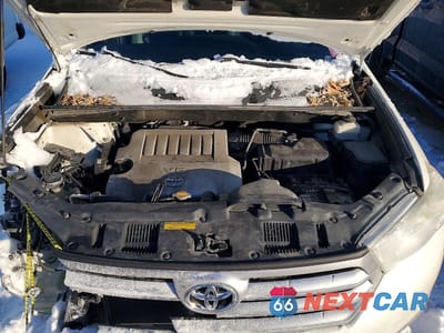 Zdjęcie 12 z 12 samochodu: 2012 TOYOTA HIGHLANDER SE VIN:5TDBK3EH2CS174804 - miniatura