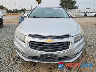Piąte zdjęcie samochodu w środku: 2015 CHEVROLET CRUZE LT VIN:1G1PC5SB9F7173946 - miniatura