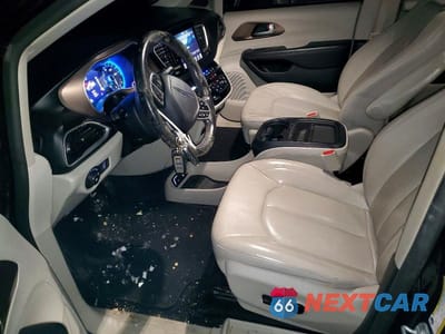 Zdjęcie 7 z 13 samochodu: 2018 CHRYSLER PACIFICA TOURING L VIN:2C4RC1BG1JR123411 - miniatura