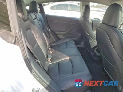 Zdjęcie 11 z 14 samochodu: 2022 TESLA MODEL 3 VIN:5YJ3E1EC1NF163806 - miniatura