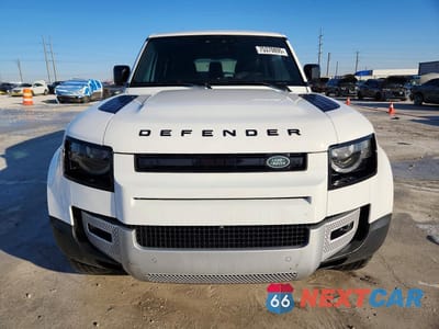 Piąte zdjęcie samochodu w środku: 2024 LAND ROVER DEFENDER 130 S VIN:SALEJFEU3R2337631 - miniatura