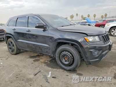 Czwarte zdjęcie samochodu z boku: 2015 JEEP GRAND CHEROKEE LAREDO VIN:1C4RJEAG3FC757432 - miniatura