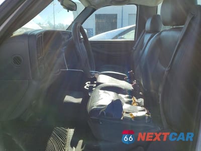 Zdjęcie 7 z 12 samochodu: 2005 CHEVROLET SILVERADO C1500 VIN:1GCEC14X15Z209809 - miniatura