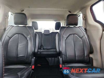 Zdjęcie 10 z 12 samochodu: 2017 CHRYSLER PACIFICA TOURING L VIN:2C4RC1BG0HR739658 - miniatura