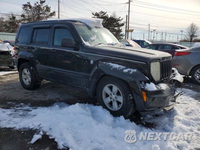 Czwarte zdjęcie samochodu z boku: 2012 JEEP LIBERTY SPORT VIN:1C4PJMAK0CW146693 - miniatura