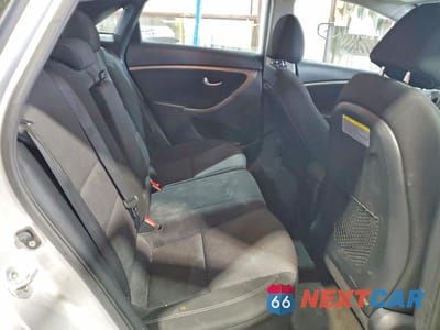 Zdjęcie 10 z 12 samochodu: 2016 HYUNDAI ELANTRA GT BASE VIN:KMHD35LH3GU323898 - miniatura