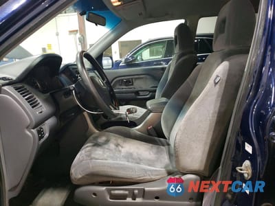 Zdjęcie 7 z 15 samochodu: 2004 HONDA PILOT LX VIN:2HKYF18494H537151 - miniatura