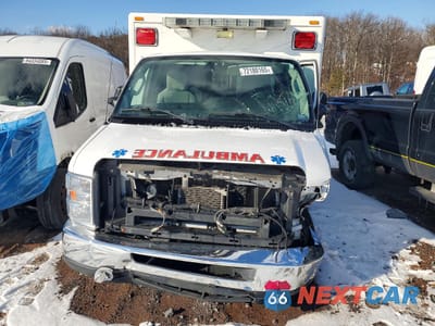 Piąte zdjęcie samochodu w środku: 2019 FORD ECONOLINE E350 SUPER DUTY CUTAWAY VAN VIN:1FDWE3FS9KDC12635 - miniatura