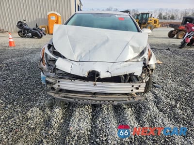 Piąte zdjęcie samochodu w środku: 2016 TOYOTA PRIUS VIN:JTDKBRFU1G3006870 - miniatura