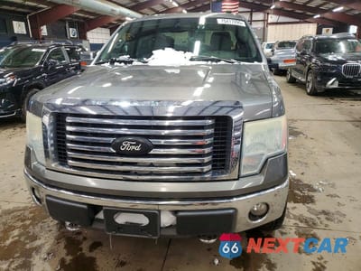 Piąte zdjęcie samochodu w środku: 2010 FORD F150 SUPER CAB VIN:1FTFX1EV9AFB35895 - miniatura