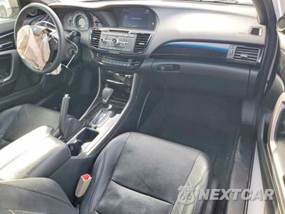 Zdjęcie 8 z 14 samochodu: 2016 HONDA ACCORD LX-S VIN:1HGCT1B38GA007592 - miniatura