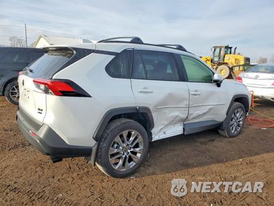 Trzecie zdjęcie samochodu z tyłu: 2025 TOYOTA RAV4 XLE PREMIUM VIN:JTMA1RFV6SD114282 - miniatura