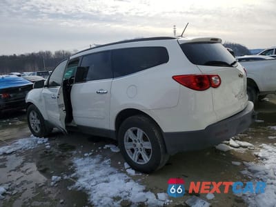 Drugie zdjęcie samochodu z przodu: 2011 CHEVROLET TRAVERSE LT VIN:1GNKRJED7BJ223589 - miniatura