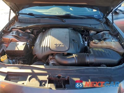 Zdjęcie 11 z 12 samochodu: 2011 CHRYSLER 300C VIN:2C3CA6CTXBH559738 - miniatura