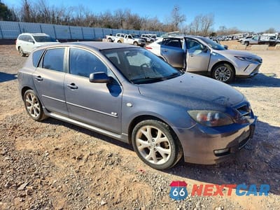 Czwarte zdjęcie samochodu z boku: 2008 MAZDA 3 HATCHBACK VIN:JM1BK343281791162 - miniatura