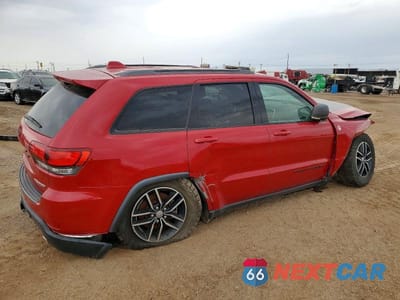 Trzecie zdjęcie samochodu z tyłu: 2018 JEEP GRAND CHEROKEE TRAILHAWK VIN:1C4RJFLT8JC394473 - miniatura