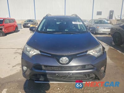 Piąte zdjęcie samochodu w środku: 2016 TOYOTA RAV4 XLE VIN:JTMRFREV0GJ058807 - miniatura