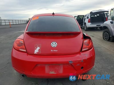 Zdjęcie 6 z 12 samochodu: 2012 VOLKSWAGEN BEETLE TURBO VIN:3VWVA7ATXCM607199 - miniatura