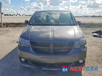 Piąte zdjęcie samochodu w środku: 2015 DODGE GRAND CARAVAN SXT VIN:2C4RDGCG6FR703923 - miniatura