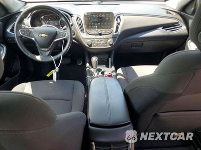 Zdjęcie 8 z 13 samochodu: 2017 CHEVROLET MALIBU LT VIN:1G1ZE5ST8HF273038 - miniatura
