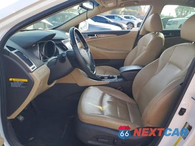 Zdjęcie 7 z 11 samochodu: 2012 HYUNDAI SONATA HYBRID VIN:KMHEC4A43CA030691 - miniatura