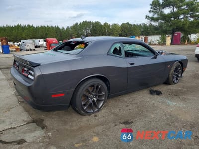 Trzecie zdjęcie samochodu z tyłu: 2021 DODGE CHALLENGER R/T SCAT PACK VIN:2C3CDZFJ4MH665088 - miniatura