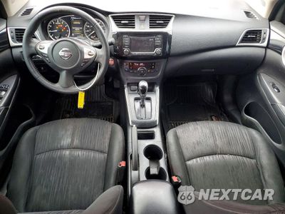 Zdjęcie 8 z 13 samochodu: 2018 NISSAN SENTRA S VIN:3N1AB7AP8JL644307 - miniatura