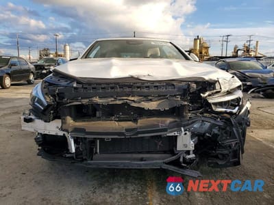 Piąte zdjęcie samochodu w środku: 2025 MERCEDES-BENZ CLE 300 4MATIC VIN:W1KMK4HB5SF053971 - miniatura