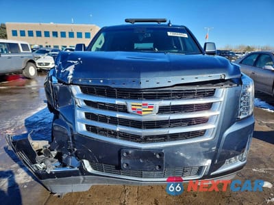 Piąte zdjęcie samochodu w środku: 2019 CADILLAC ESCALADE ESV LUXURY VIN:1GYS4HKJ1KR321331 - miniatura