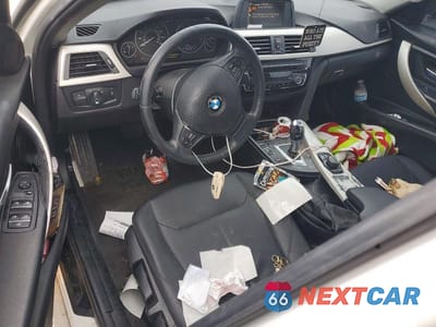 Zdjęcie 8 z 11 samochodu: 2017 BMW 320 I VIN:WBA8A9C39HK864536 - miniatura