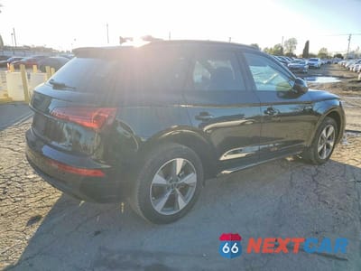 Trzecie zdjęcie samochodu z tyłu: 2024 AUDI Q5 PREMIUM PLUS 40 VIN:WA1BBAFY9R2142865 - miniatura