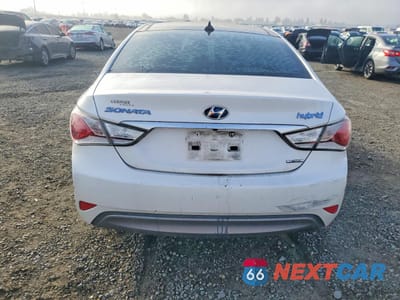 Zdjęcie 6 z 12 samochodu: 2014 HYUNDAI SONATA HYBRID VIN:KMHEC4A42EA107117 - miniatura