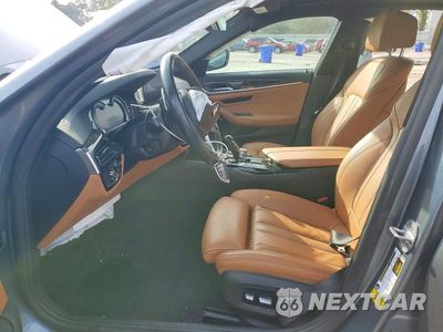 Zdjęcie 7 z 11 samochodu: 2019 BMW 540 I VIN:WBAJE5C53KWE66662 - miniatura