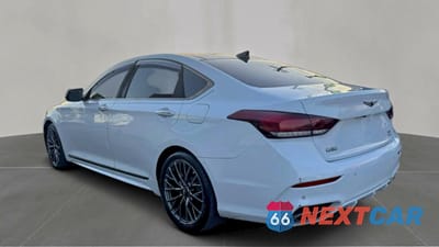 Trzecie zdjęcie samochodu z tyłu: 2018 GENESIS G80 SPORT VIN:KMHGN4JB9JU274939 - miniatura