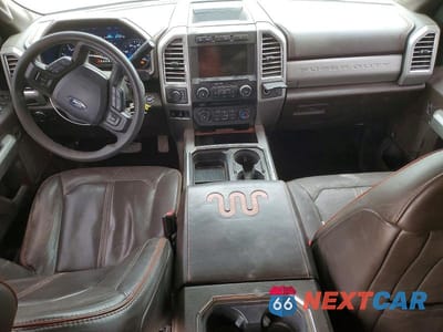 Zdjęcie 8 z 11 samochodu: 2017 FORD F350 VIN:1FT8W3BTXHED57307 - miniatura