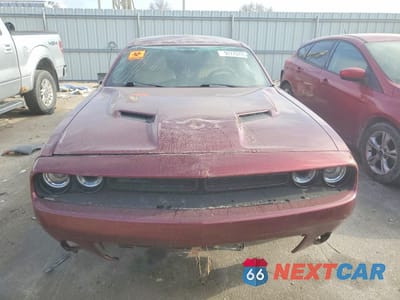 Piąte zdjęcie samochodu w środku: 2022 DODGE CHALLENGER SXT VIN:2C3CDZAGXNH160394 - miniatura