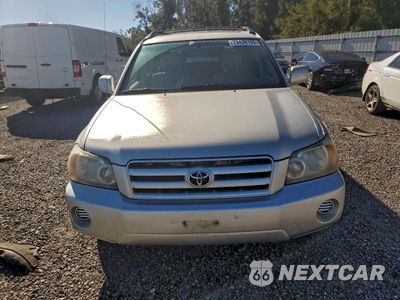 Piąte zdjęcie samochodu w środku: 2005 TOYOTA HIGHLANDER LIMITED VIN:JTEDP21A550050654 - miniatura