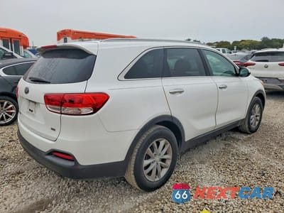 Trzecie zdjęcie samochodu z tyłu: 2018 KIA SORENTO LX VIN:5XYPG4A36JG381830 - miniatura