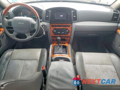 Zdjęcie 8 z 12 samochodu: 2007 JEEP GRAND CHEROKEE OVERLAND VIN:1J8HS68M37C635187 - miniatura