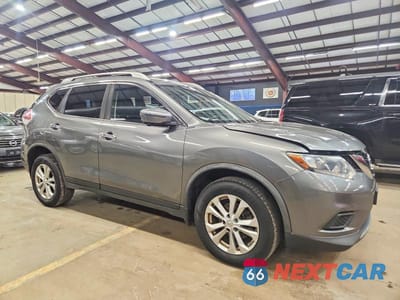 Czwarte zdjęcie samochodu z boku: 2016 NISSAN ROGUE S VIN:JN8AT2MV2GW133643 - miniatura